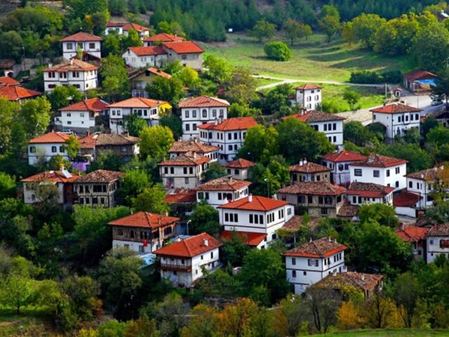 Safranbolu Amasra Abant Turu 1 Gece Otel Konaklaması